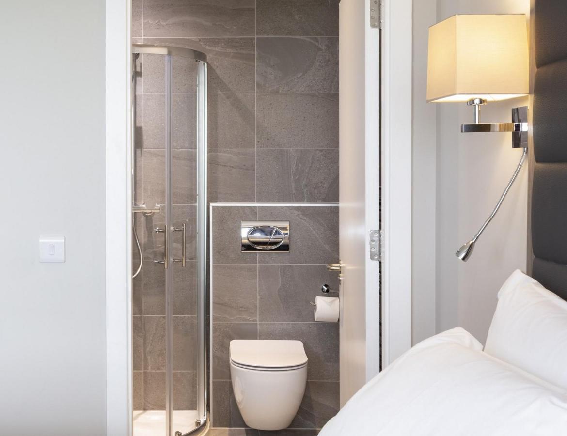 Metro Apartments Dublin Airport Extérieur photo